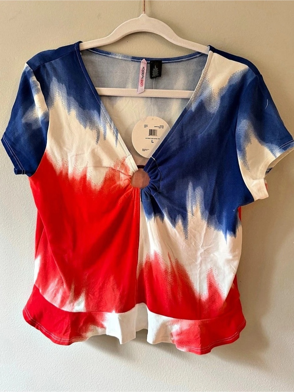 Love by Design Floral Front Ring Detail Top Medium Blue Red NWOT